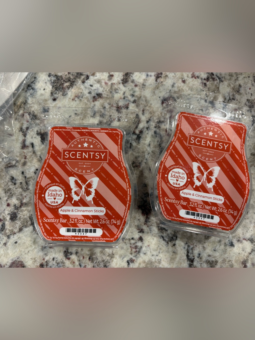 Scentsy Apple & Cinnamon Sticks Wax Bars - Red